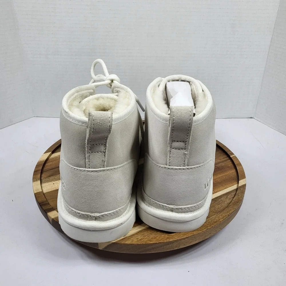 UGG Neumel Chukka Boots Mens 10 Off White Excellent Suede Shearling 3236